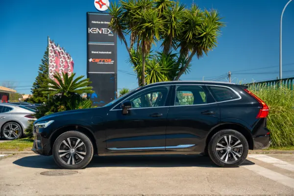Volvo XC 60 T6 AWD Recharge Geartronic Inscription Expression 6
