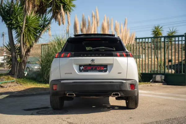 Peugeot 2008 1.2 PureTech GT Line EAT8 9