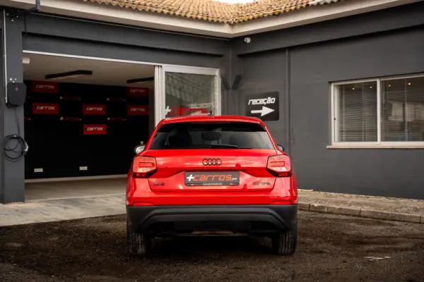 Audi Q2 30 TFSI Advanced 9