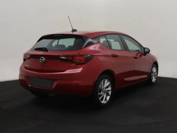 Opel Astra 1.2 Turbo Edition 4