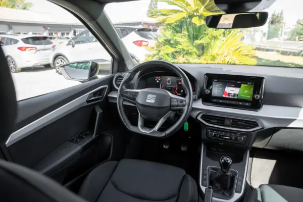 SEAT Arona 1.0 TSI FR 9
