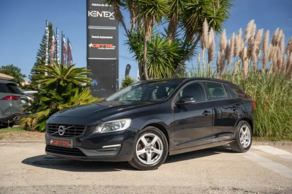 Volvo V60 2.0 D2 Momentum 2