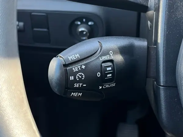 Citroen C3 1.2 PureTech Feel Pack 16