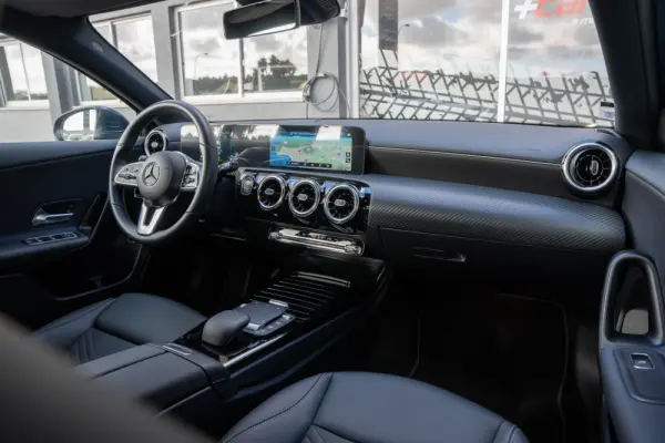 Mercedes-Benz A 250 e Style Plus 19