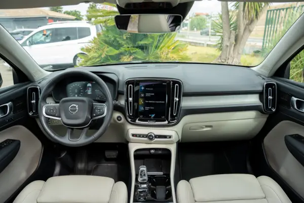 Volvo XC 40 T5 Recharge DKG Inscription 10