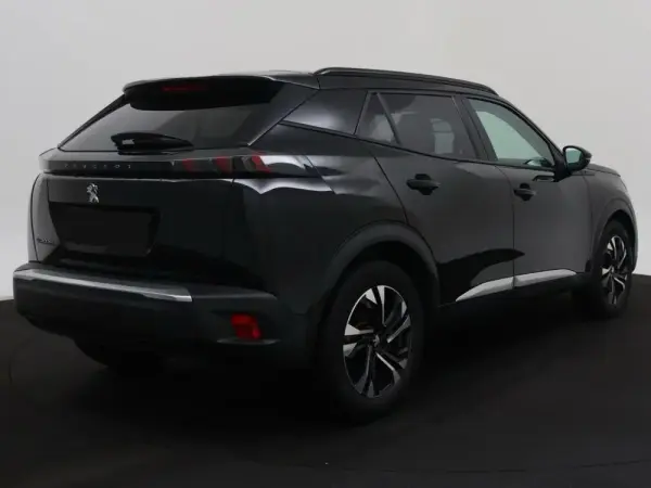 Peugeot e-2008 50 kWh Allure 3
