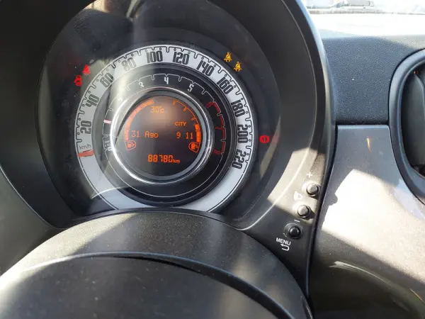 Fiat 500 1.0 Hybrid Club 6