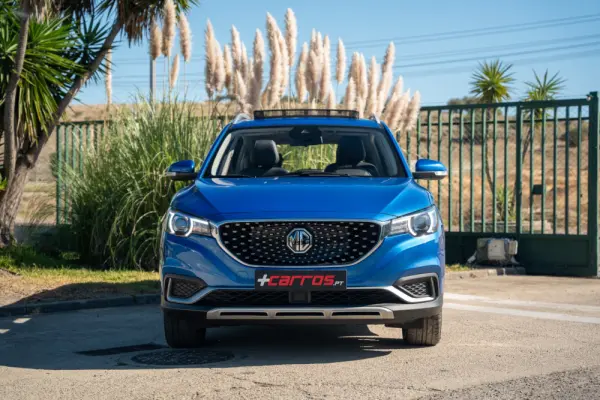 MG ZS EV 44.5 kWh Luxury 6