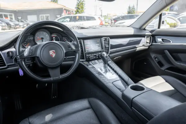 Porsche Panamera S Hybrid 17