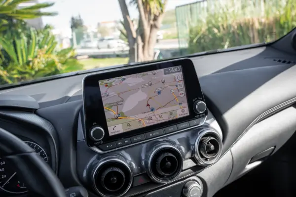 Nissan Juke 1.6 Hybrid N-Connecta NAV. 12