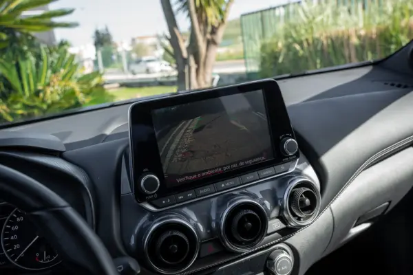 Nissan Juke 1.6 Hybrid N-Connecta NAV. 15