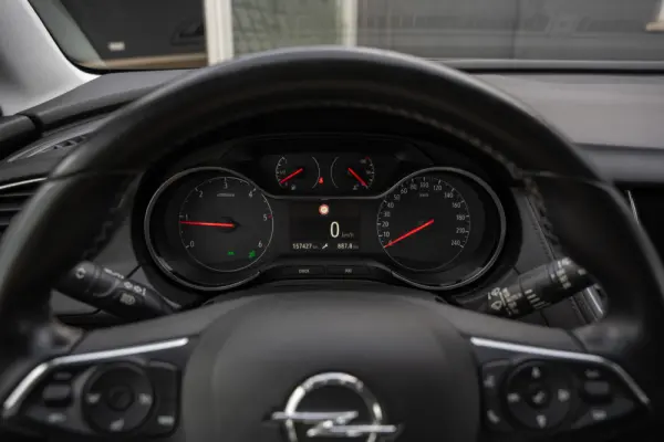 Opel Grandland X 1.6 D S&S Ultimate 14