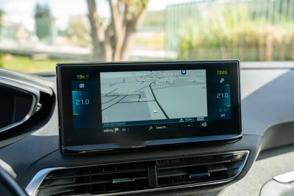 Peugeot 3008 1.6 Hybrid4 Allure Pack e-EAT8 13