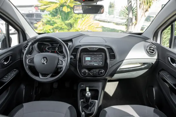 Renault Captur ENERGY TCe 90 S&S Dynamique 8
