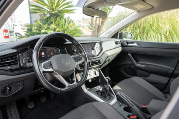 Volkswagen Polo 1.0 TSI Life 11