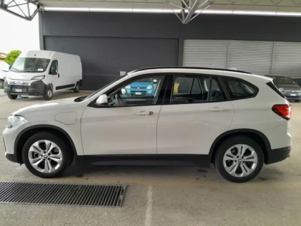 BMW X1 25 e xDrive 4
