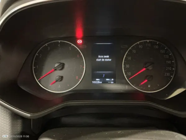 Renault Clio 1.0 TCe Intens 5