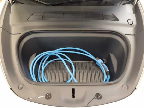 Tesla Model Y Long Range Tração Traseira 15