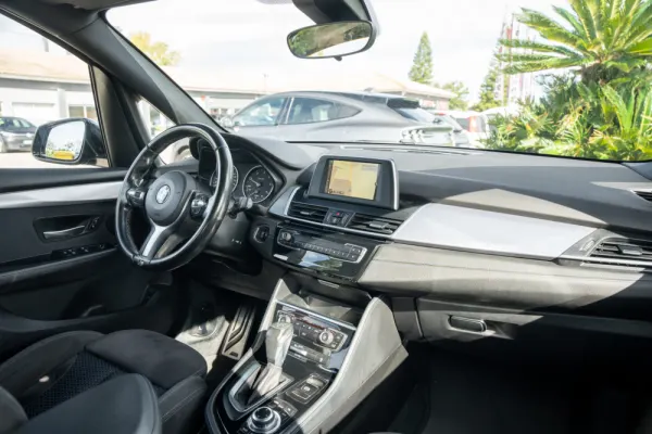 BMW 218 Active Tourer d Pack M Auto 14