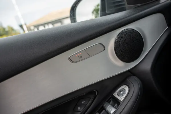 Mercedes-Benz GLC 220 d 4Matic Edition 17