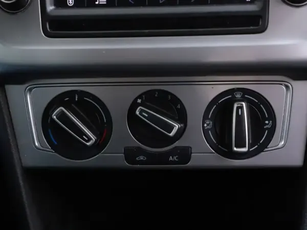 Volkswagen Polo 1.4 TDi BlueMotion 13