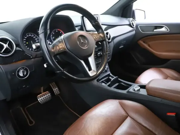 Mercedes-Benz B 180 CDI BlueEFFICIENCY Aut. 7