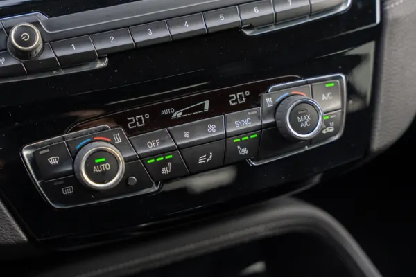 BMW X2 18 d sDrive Auto Pack M 15