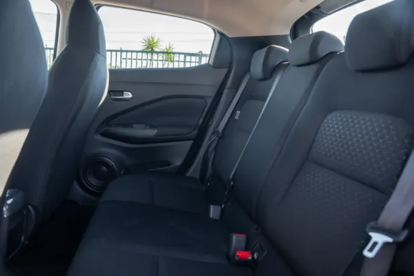 Nissan Juke 1.0 DIG-T Acenta+ 15