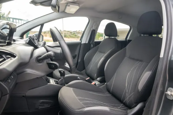 Peugeot 208 1.2 PureTech Active 12