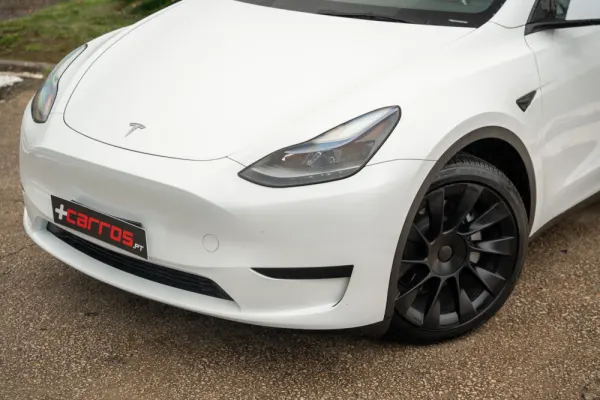 Tesla Model Y Tração Traseira 2