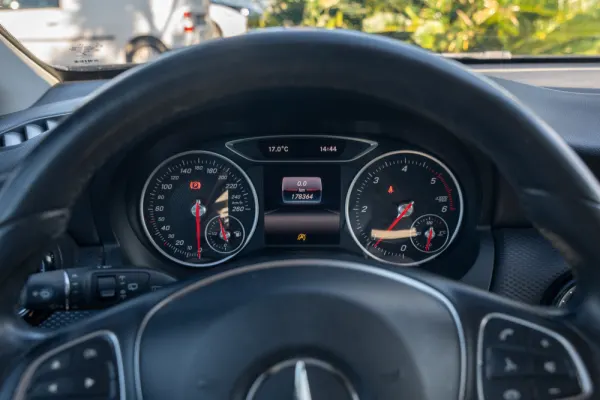 Mercedes-Benz A 180 d Fleet Pack Urban 9