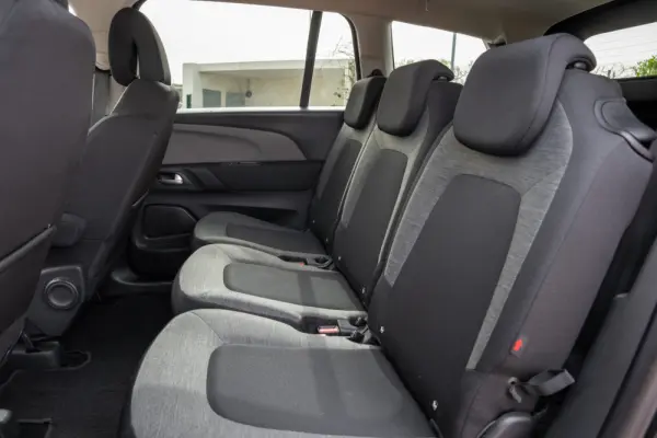 Citroën Grand C4 Spacetourer 1.5 BlueHDi Shine EAT8 15