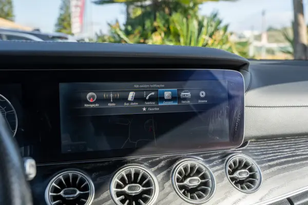 Mercedes-Benz E 220 d AMG Line Aut. 15