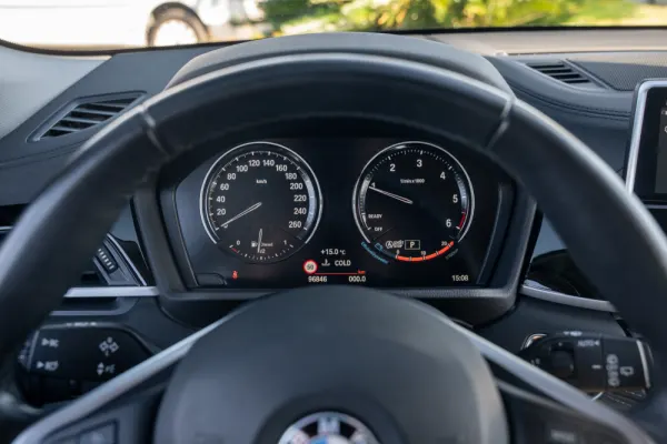 BMW X2 16 d sDrive Auto GoldPlay 7