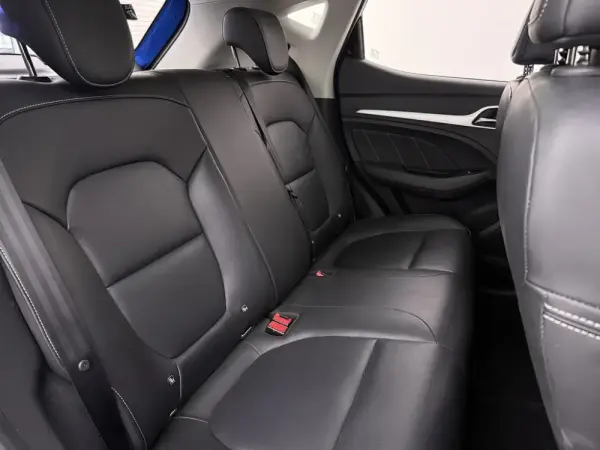 MG ZS EV 44.5 kWh Luxury 23