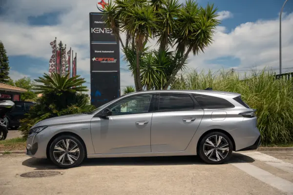 Peugeot 308 SW 1.6 Hybrid Allure e-EAT8 7