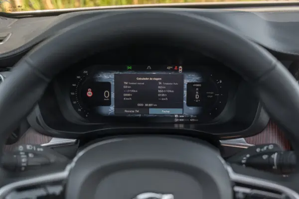 Volvo XC 60 T8 AWD Recharge Ultimate Bright 13