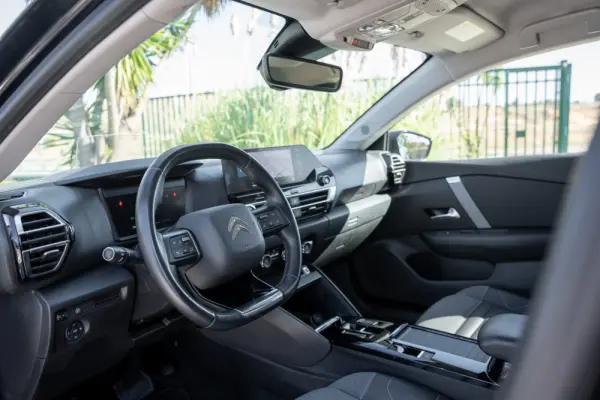Citroen C4 PureTech 130 Stop & Start Shine 16