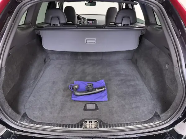 Volvo XC 60 2.0 D4 Volvo Ocean Race Geartronic 24