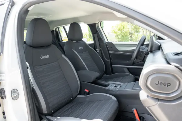 Jeep Avenger 54 kWh Longitude 25