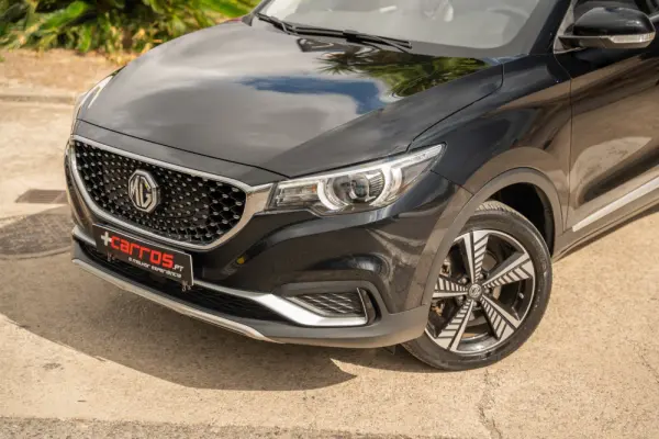 MG ZS Luxury 2