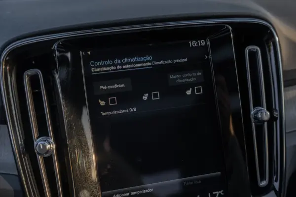 Volvo XC 40 1.5 T5 PHEV R-Design 12