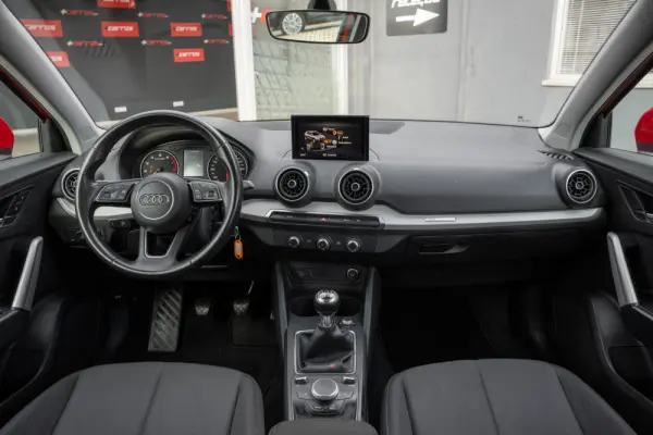 Audi Q2 30 TFSI Advanced 14