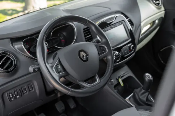 Renault Captur ENERGY TCe 90 S&S Dynamique 10