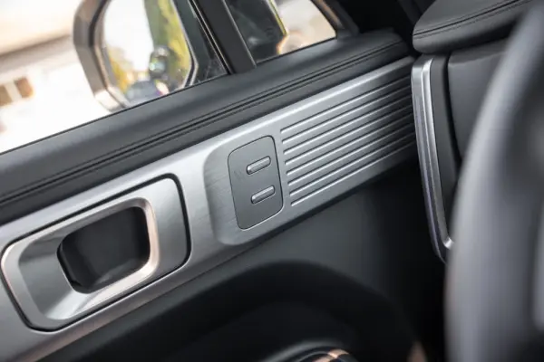 Hyundai Santa Fe 1.6 Plugin-Hybrid 4WD 7L Signature 28