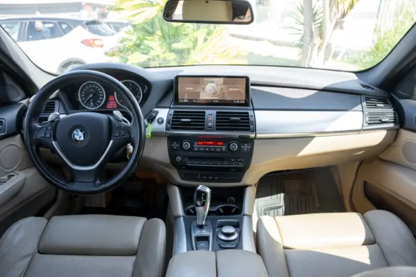 BMW X6 xDrive35d 11