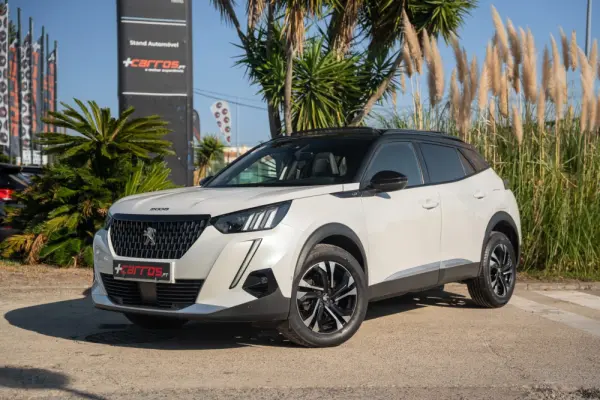 Peugeot 2008 1.2 PureTech GT Line EAT8 2