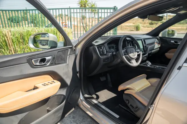 Volvo XC 60 T8 AWD Recharge Ultimate Bright 21