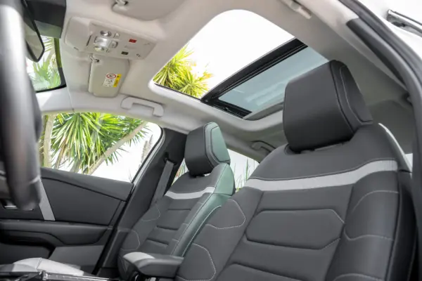 Citroen e-C4 X 50 kWh Shine Pack 22