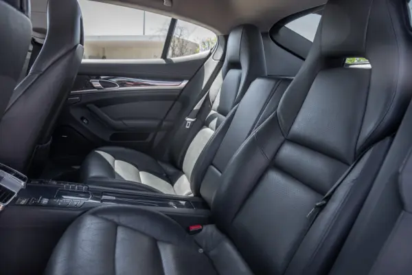 Porsche Panamera S Hybrid 23